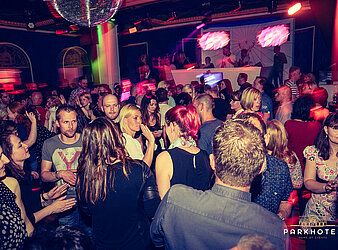 DIE GOSSE DRESDNER Ü30 PARTY