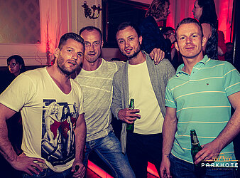 DIE GOSSE DRESDNER Ü30 PARTY