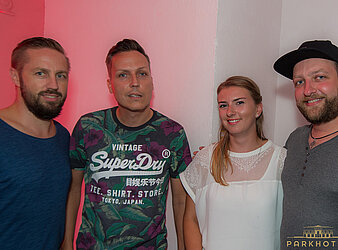 DIE GOSSE DRESDNER Ü30 PARTY