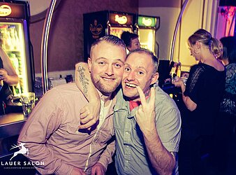 DIE GROSSE DRESDNER Ü30 PARTY